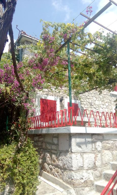 Stone House In Buljarica בית נופש *